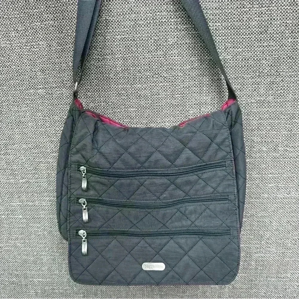 Baggallini Gray Quilted Crossbody Messenger Triple Zip‎ Flap Bag Purse w Pouch